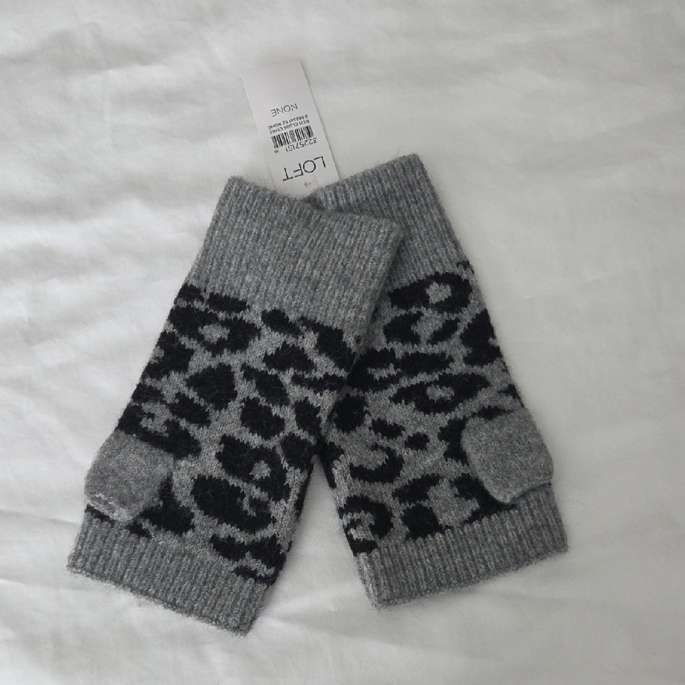 LOFT Gray and Black Leopard Print Fingerless Gloves